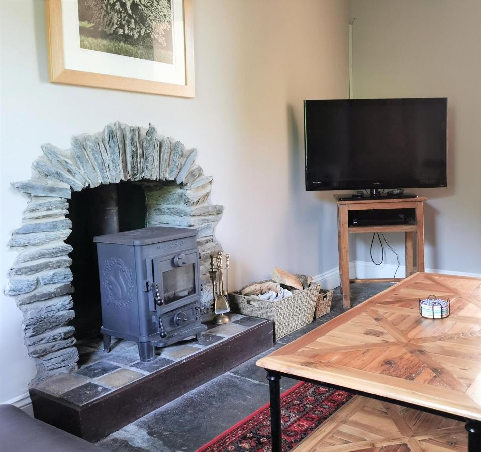 Wellstone Cottages - Jasmine Llanfyrnach Экстерьер фото